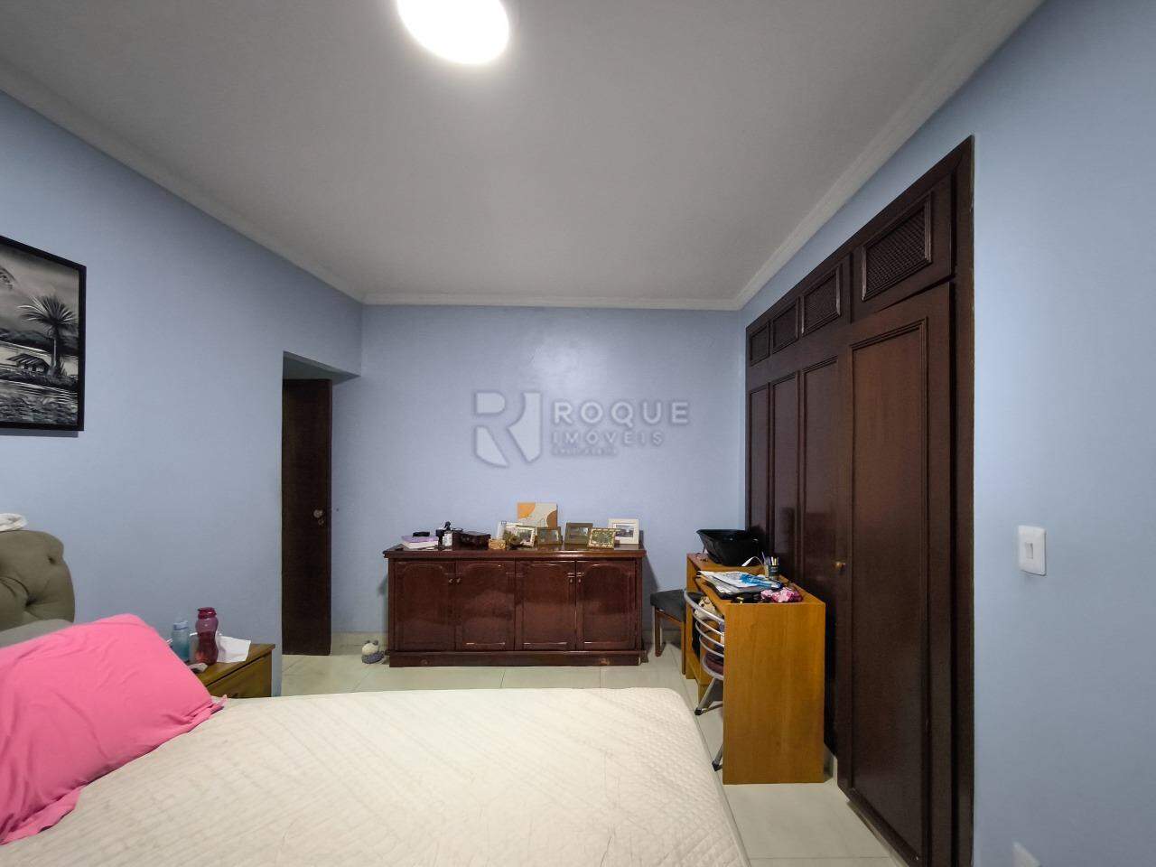 Casa Residencial à venda no bairro Parque Residencial Aeroporto: SUÍTE
