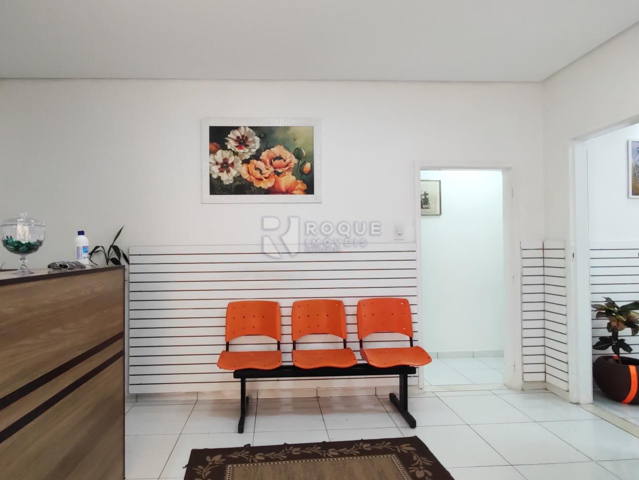 Casa Comercial à venda no bairro Vila Castelar: RECEPÇÃO
