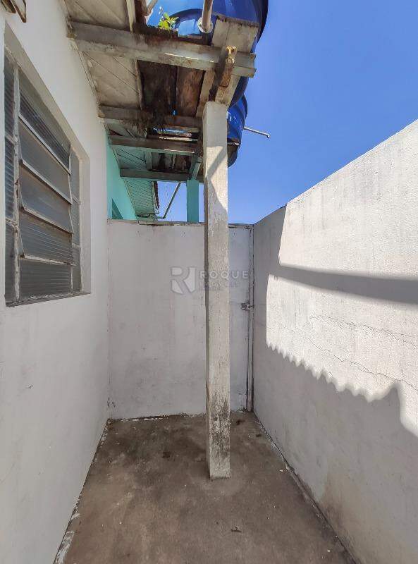 Casa Residencial para aluguel no bairro Jardim Boa Esperança: Fundo 