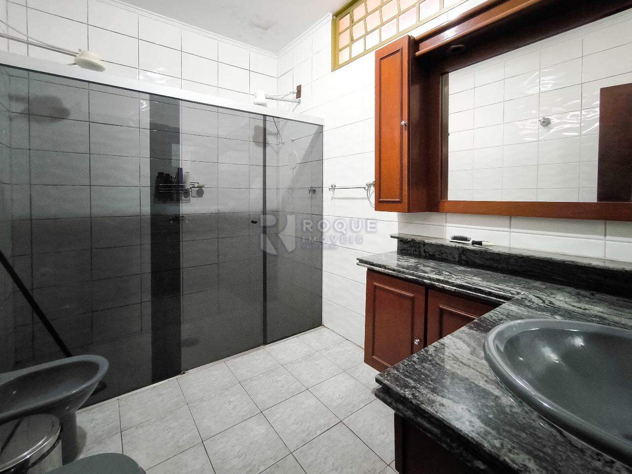 Casa em condomínio à venda no bairro Parque Egisto Ragazzo: WC SUÍTE