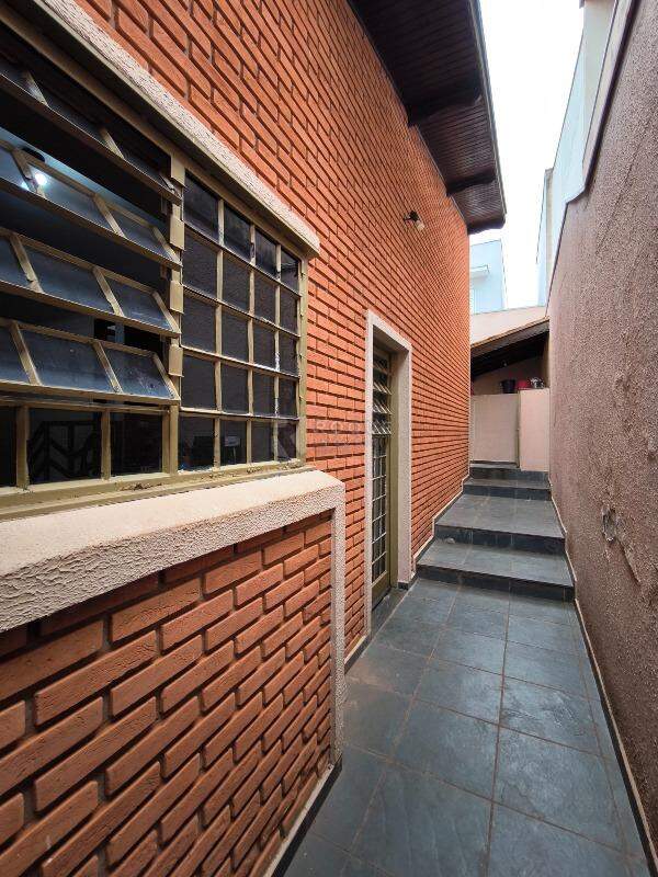 Casa em condomínio à venda no bairro Parque Egisto Ragazzo: LATERAL EXTERNA