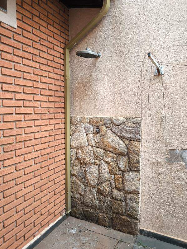 Casa em condomínio à venda no bairro Parque Egisto Ragazzo: DUCHA