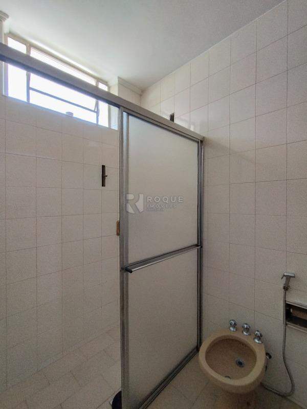 Casa Residencial para aluguel no bairro Vila Rocha: WC suíte 