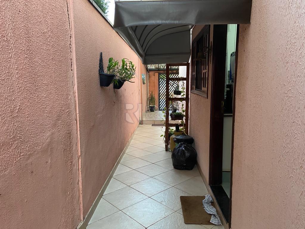 Casa Residencial à venda no bairro Jardim Rossi: CORRDOR EXTERNO