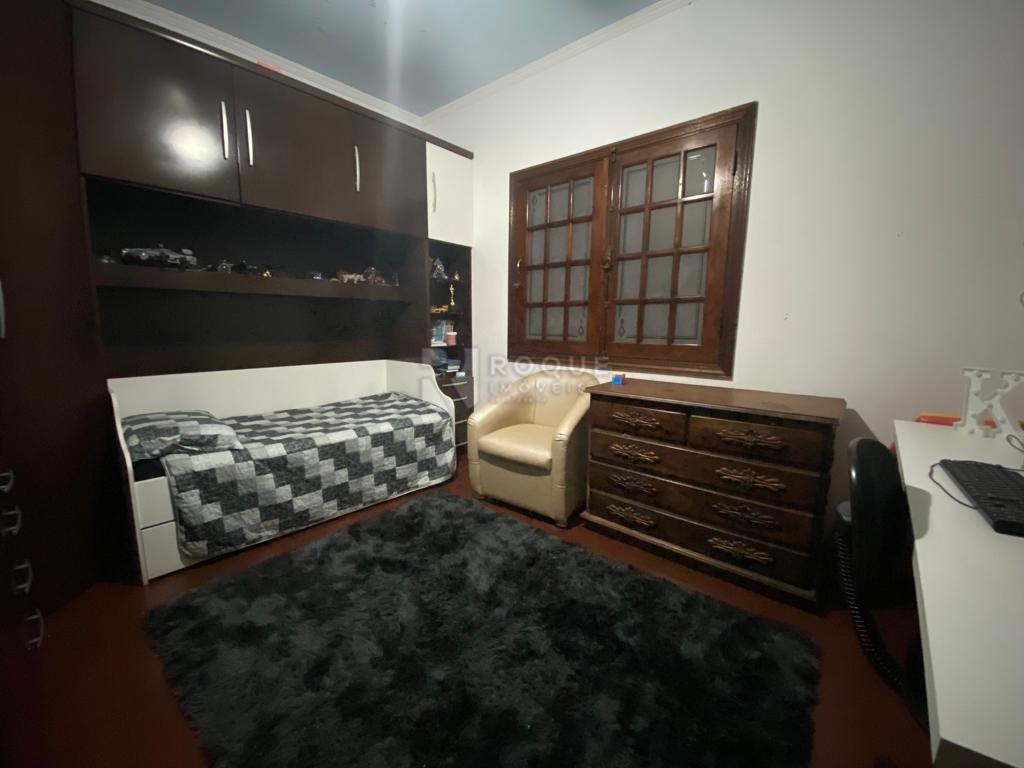 Casa Residencial à venda no bairro Jardim Rossi: DORMITÓRIO 1