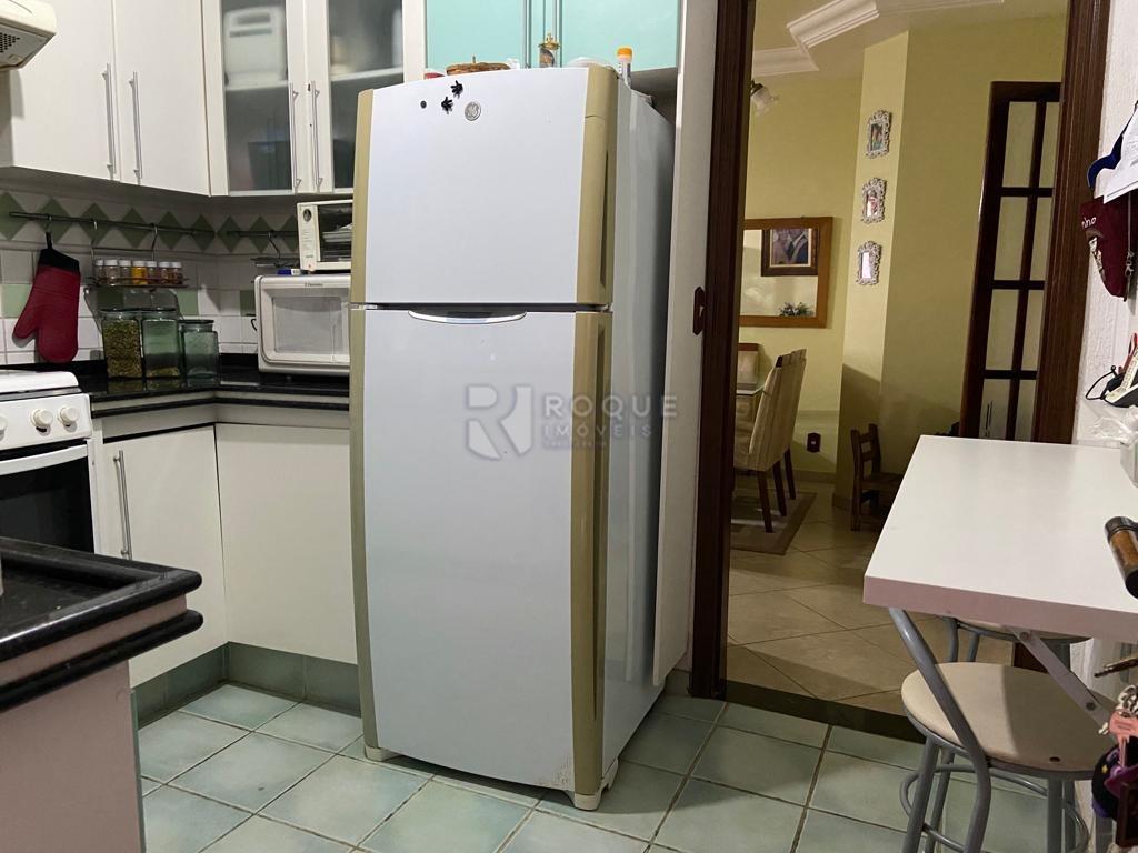 Casa Residencial à venda no bairro Jardim Rossi: COZINHA