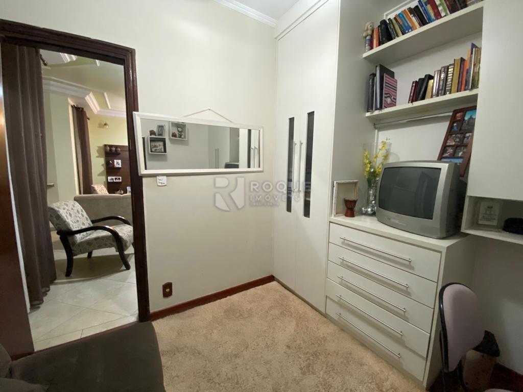 Casa Residencial à venda no bairro Jardim Rossi: ESCRITÓRIO / DORMITÓRIO