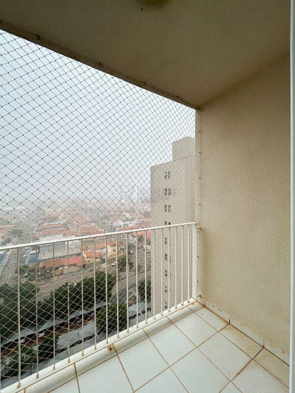 Apartamento para aluguel no bairro Jardim Esmeralda: Sacada 