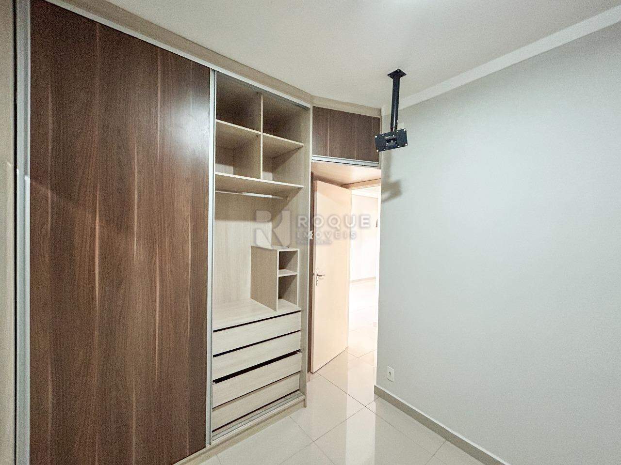 Apartamento para aluguel no bairro Vila Queiroz: Dormitório 1