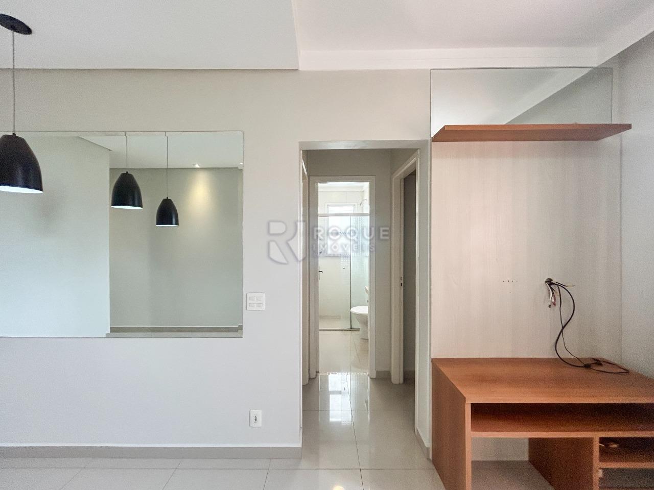 Apartamento para aluguel no bairro Vila Queiroz: Sala