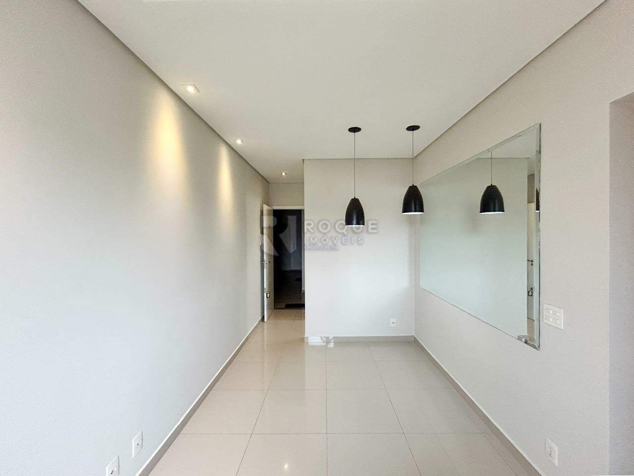 Apartamento para aluguel no bairro Vila Queiroz: Sala