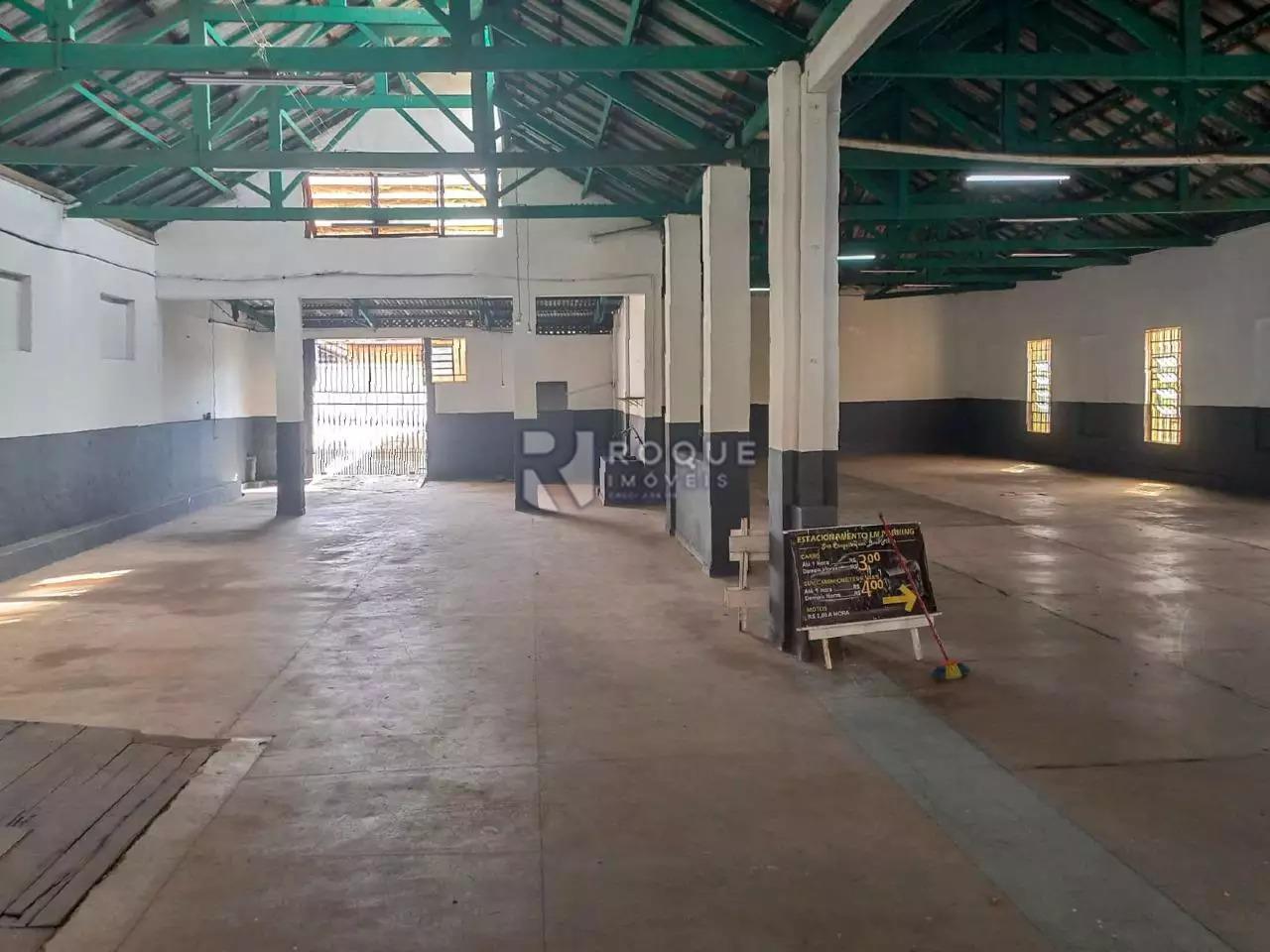 Barracão/Galpão à venda no bairro Centro: 