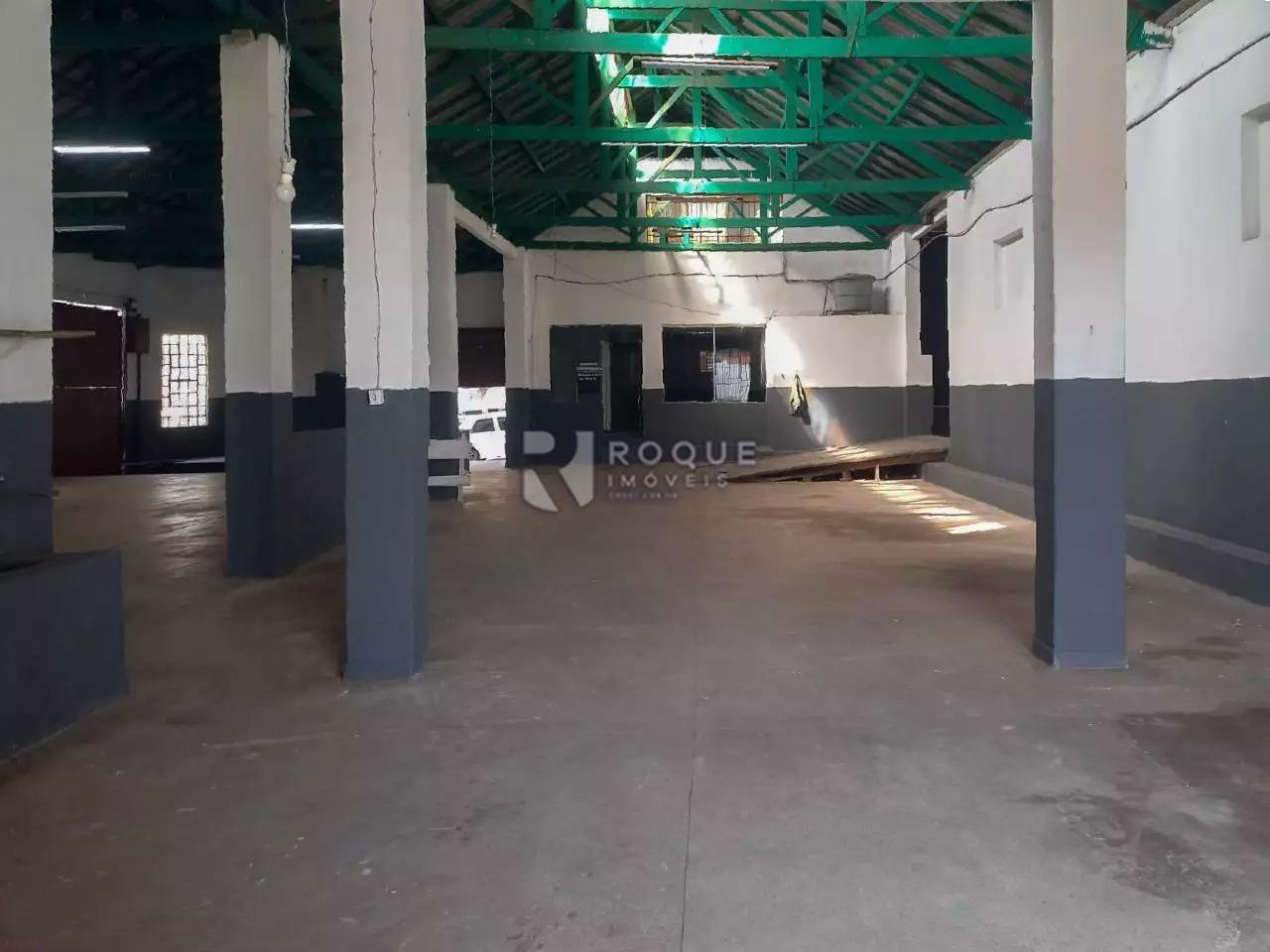 Barracão/Galpão à venda no bairro Centro: 