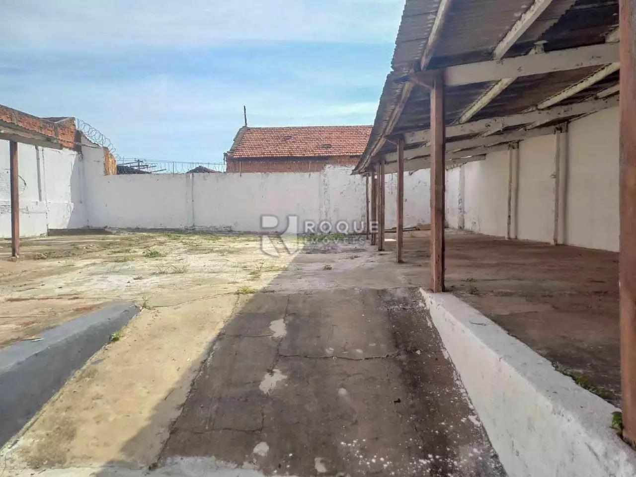 Barracão/Galpão à venda no bairro Centro: 