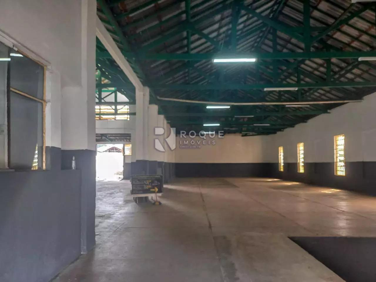 Barracão/Galpão à venda no bairro Centro: 