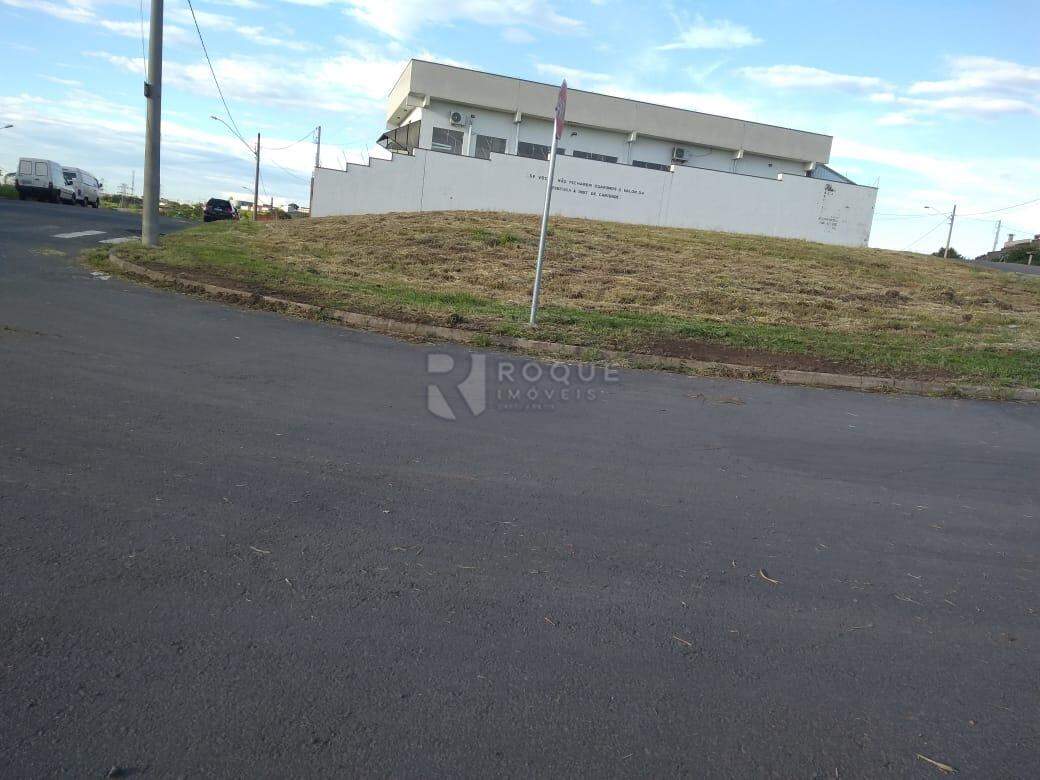 Terreno à venda no bairro Jardim Residencial Campo Novo: 