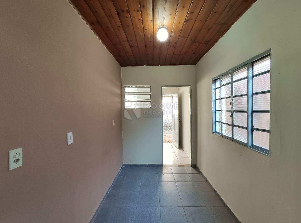 Casa Residencial para aluguel no bairro Parque Residencial Abílio Pedro: Copa 