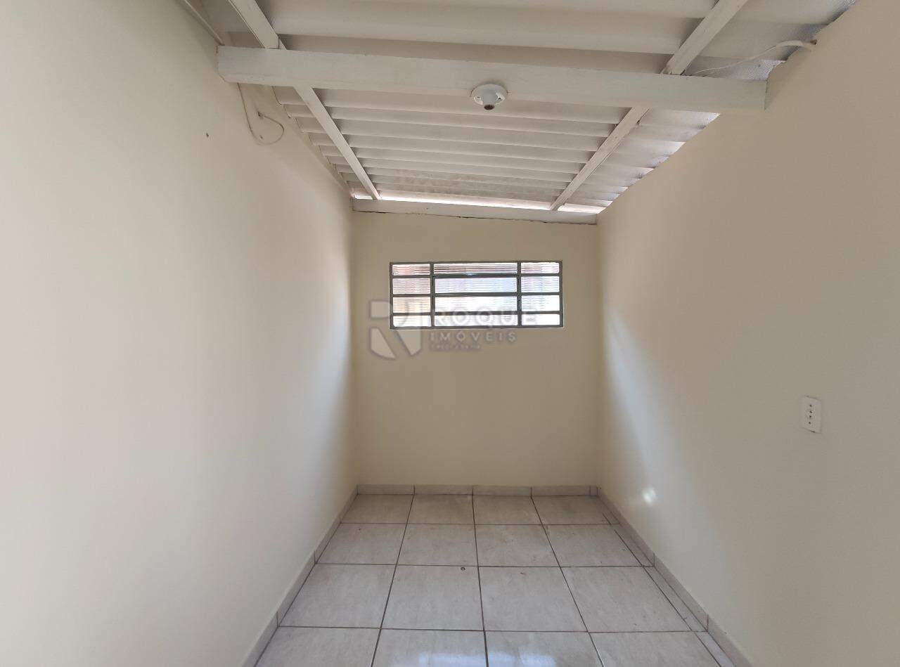 Casa Residencial para aluguel no bairro Parque Residencial Abílio Pedro: Cozinha 