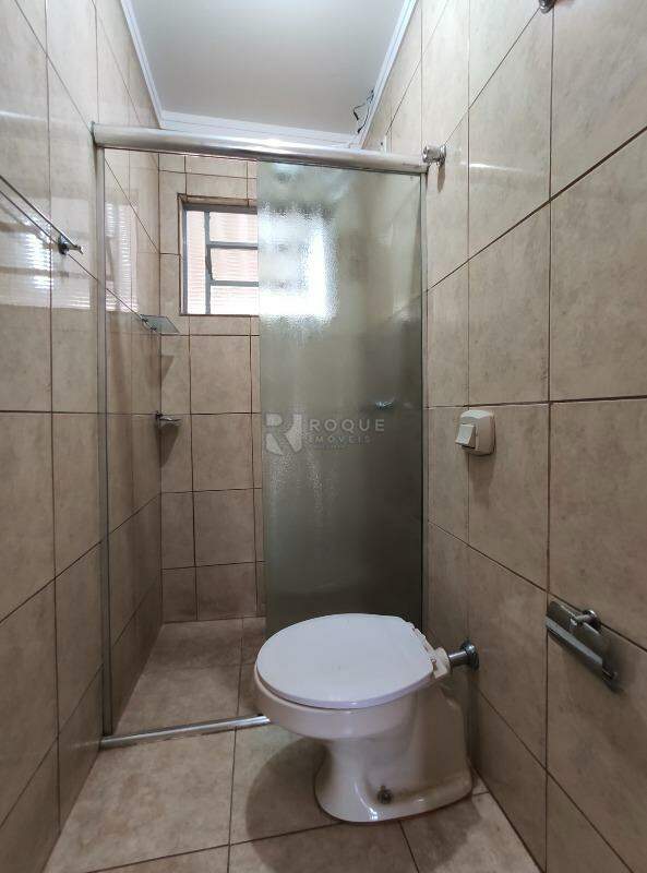 Casa Residencial para aluguel no bairro Parque Residencial Abílio Pedro: WC social 