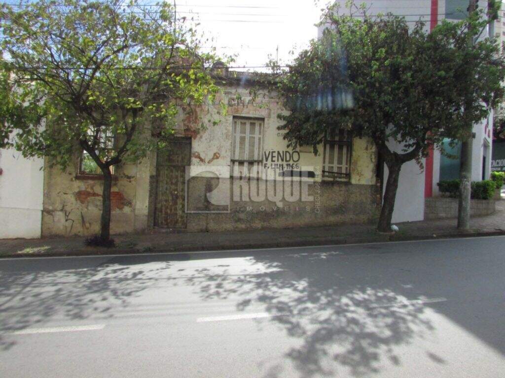 Terreno à venda no bairro Centro: 