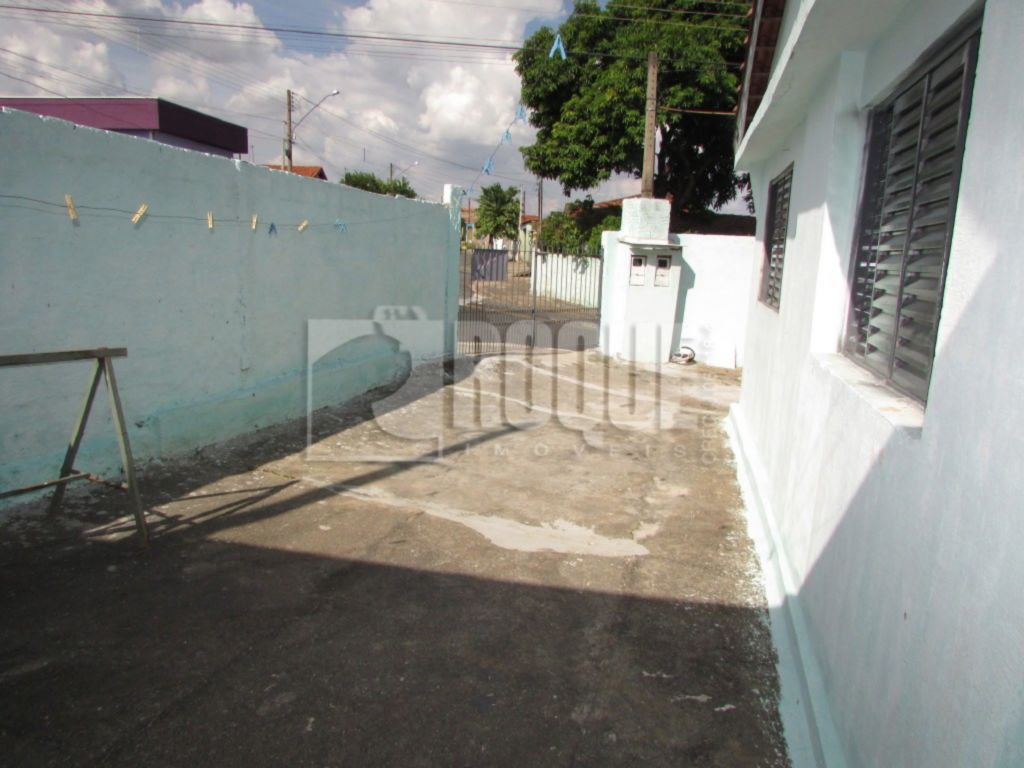Casa Residencial à venda no bairro Jardim Cavinato: 