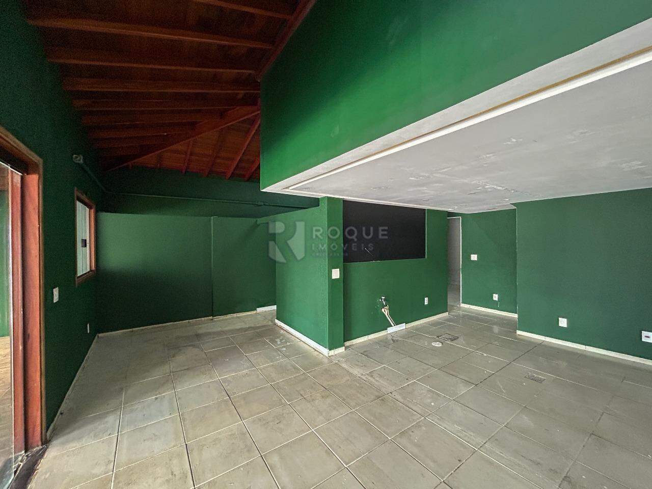 Salão para aluguel no bairro Bairro da Graminha: Sala 