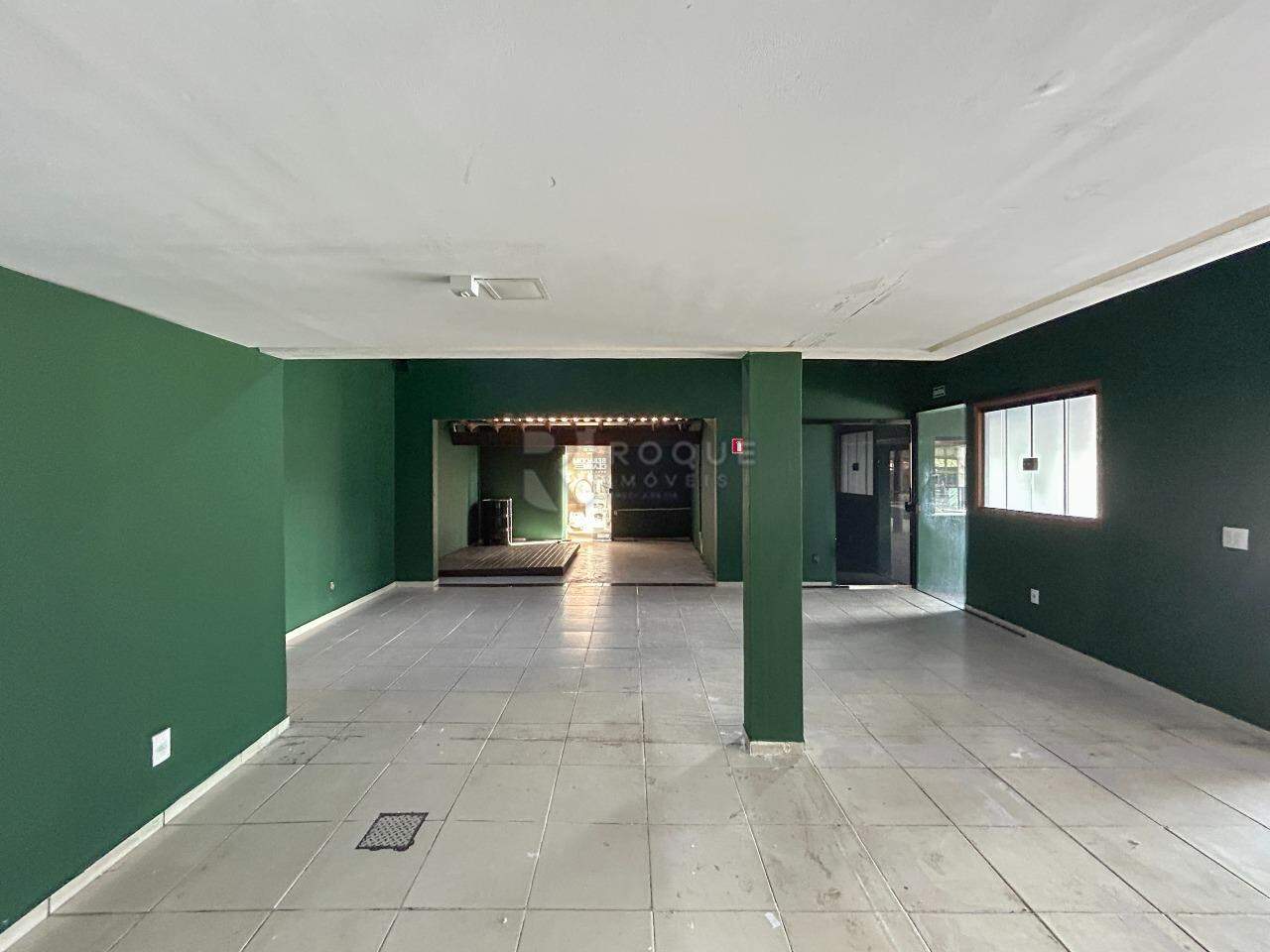 Salão para aluguel no bairro Bairro da Graminha: Sala 