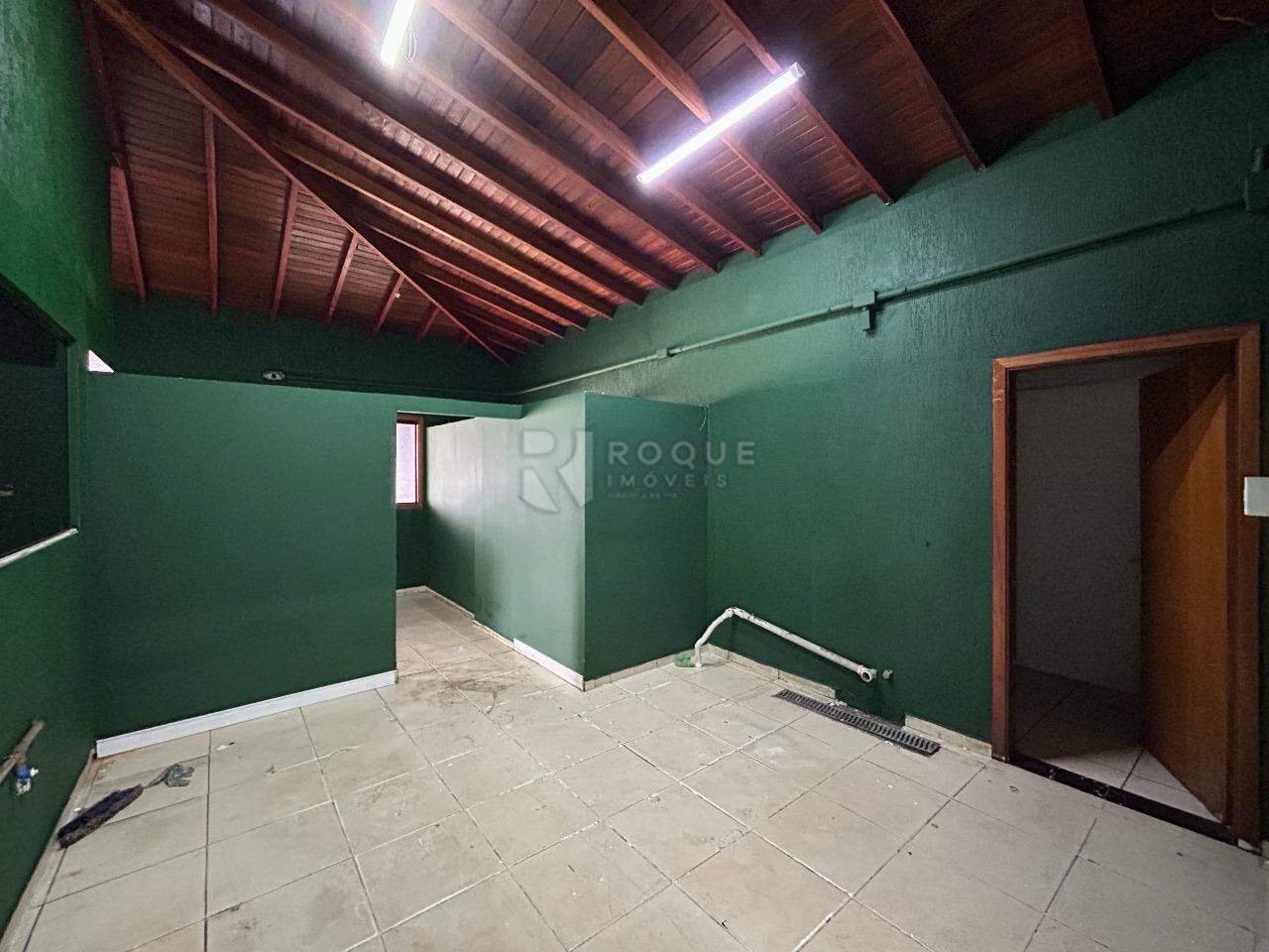 Salão para aluguel no bairro Bairro da Graminha: Sala 