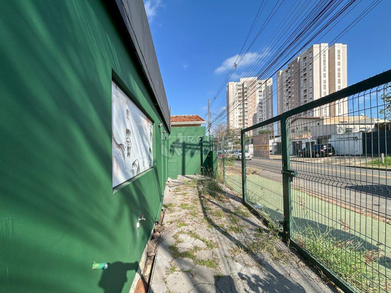 Salão para aluguel no bairro Bairro da Graminha: Área externa 