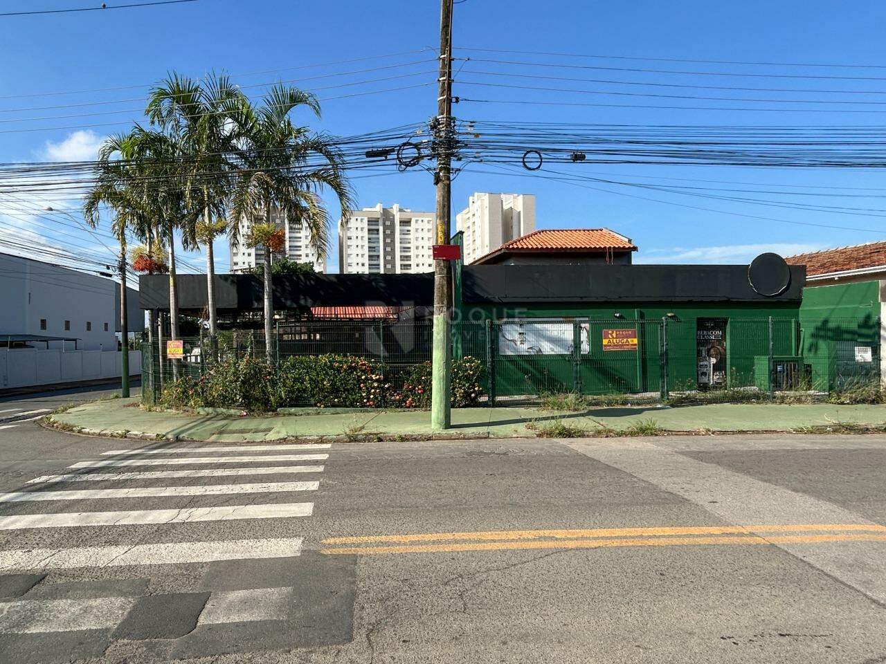 Salão para aluguel no bairro Bairro da Graminha: Fachada 
