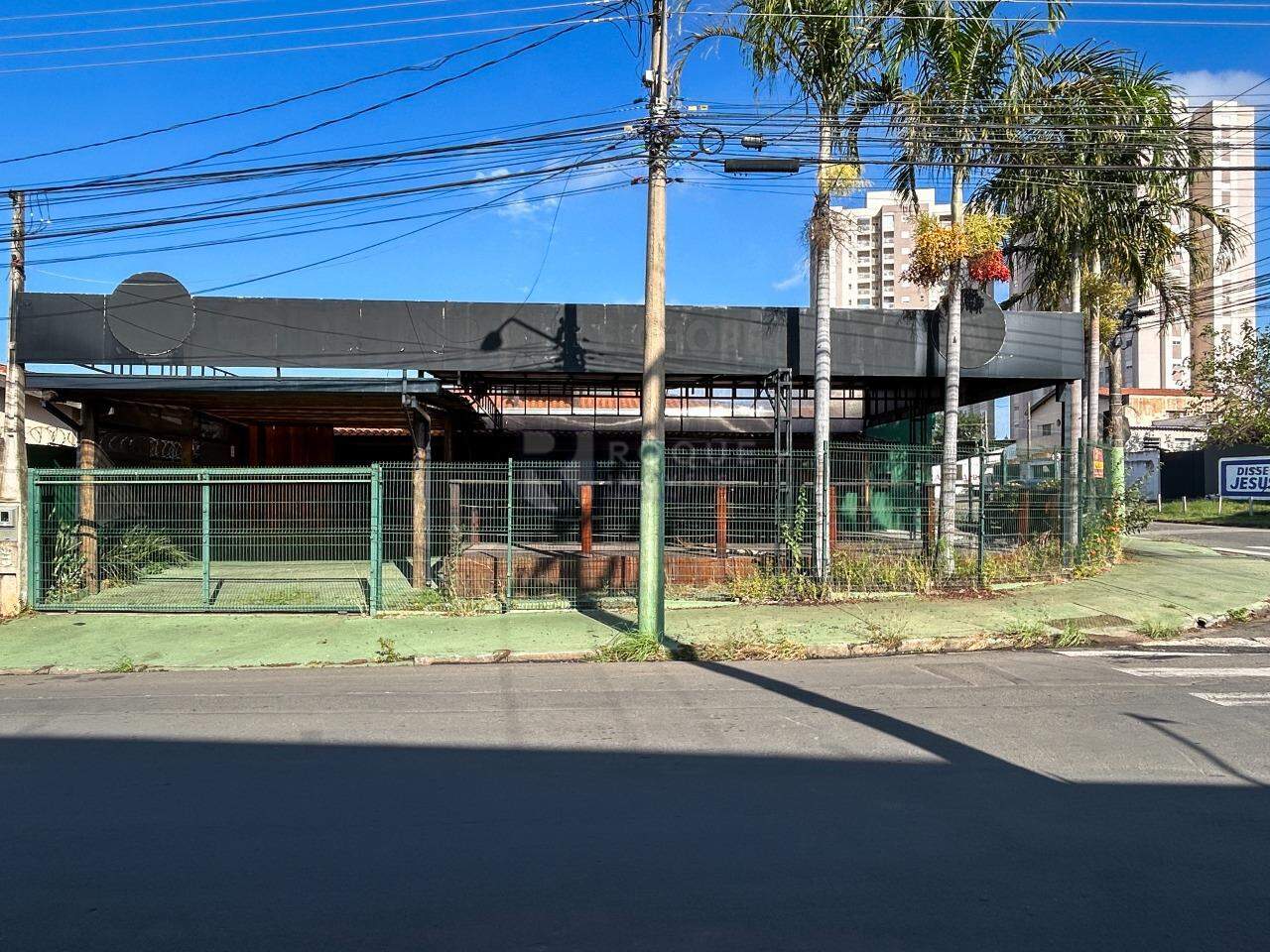 Salão para aluguel no bairro Bairro da Graminha: Fachada 