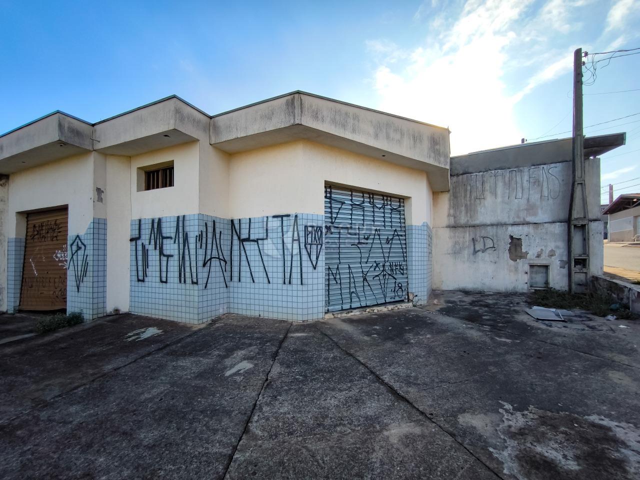 Salas/Conjuntos à venda no bairro Jardim Lagoa Nova: 