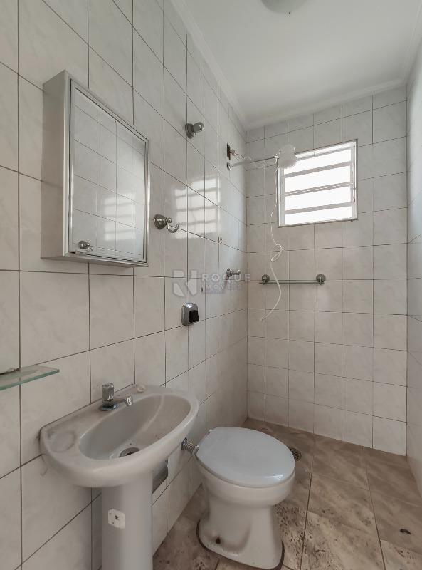 Casa Residencial para aluguel no bairro Jardim São Paulo: WC fundo 