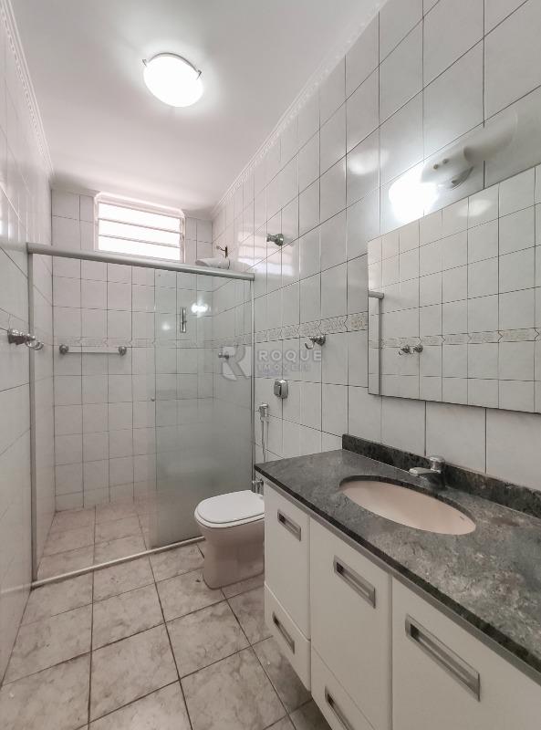 Casa Residencial para aluguel no bairro Jardim São Paulo: WC suíte 