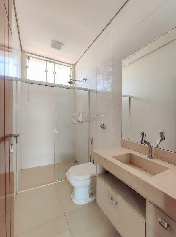 Casa Residencial para aluguel no bairro Parque Egisto Ragazzo: WC social segundo andar 