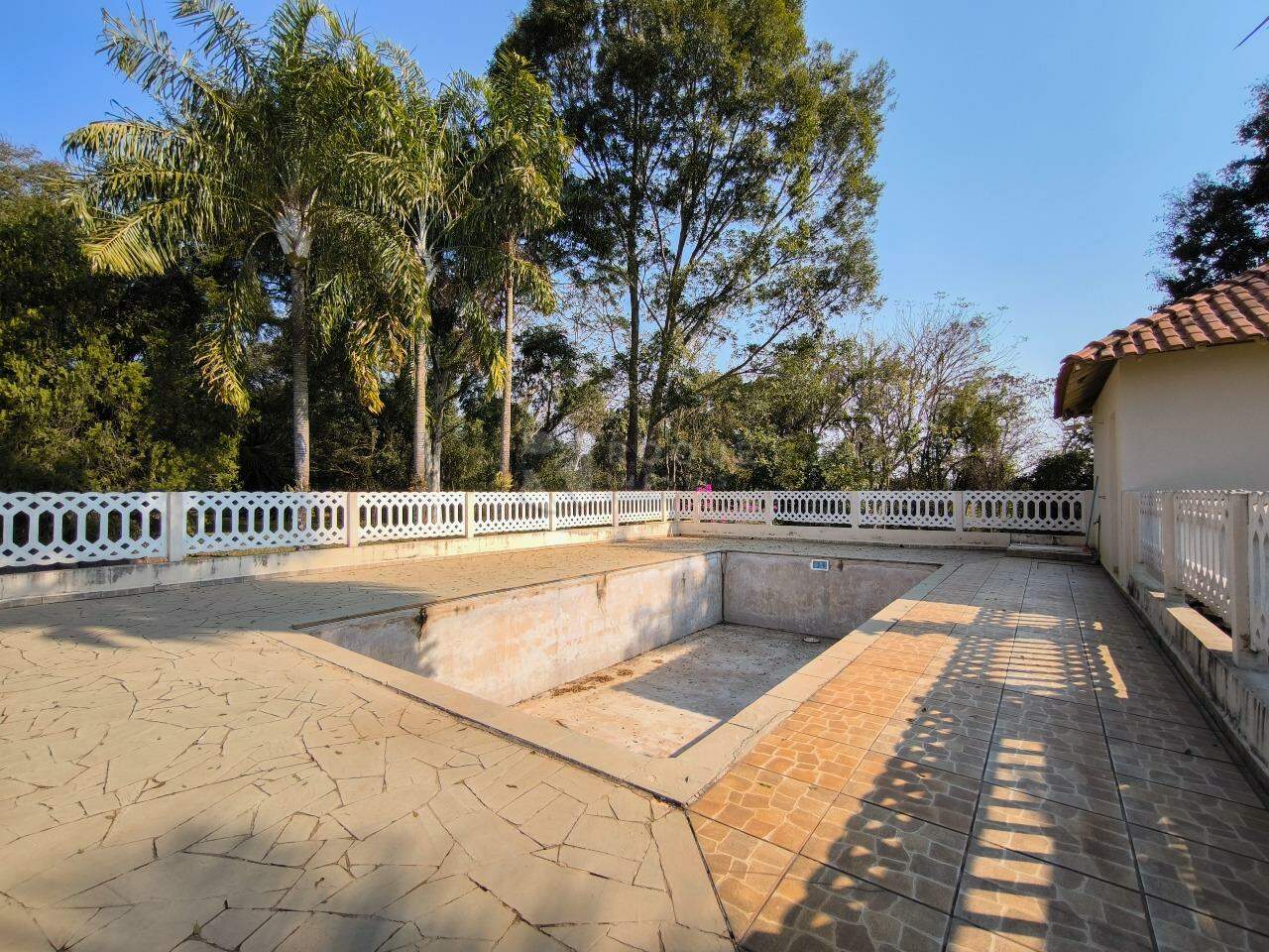 Sítio à venda no bairro Área Rural de Limeira: ÁREA DE PISCINA