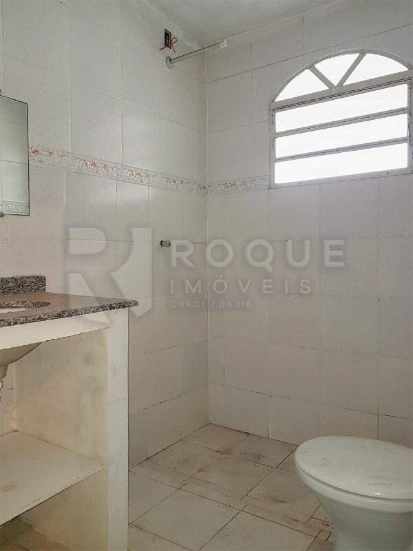 Casa Residencial para aluguel no bairro Conjunto Residencial Victor D’Andrea: WC social