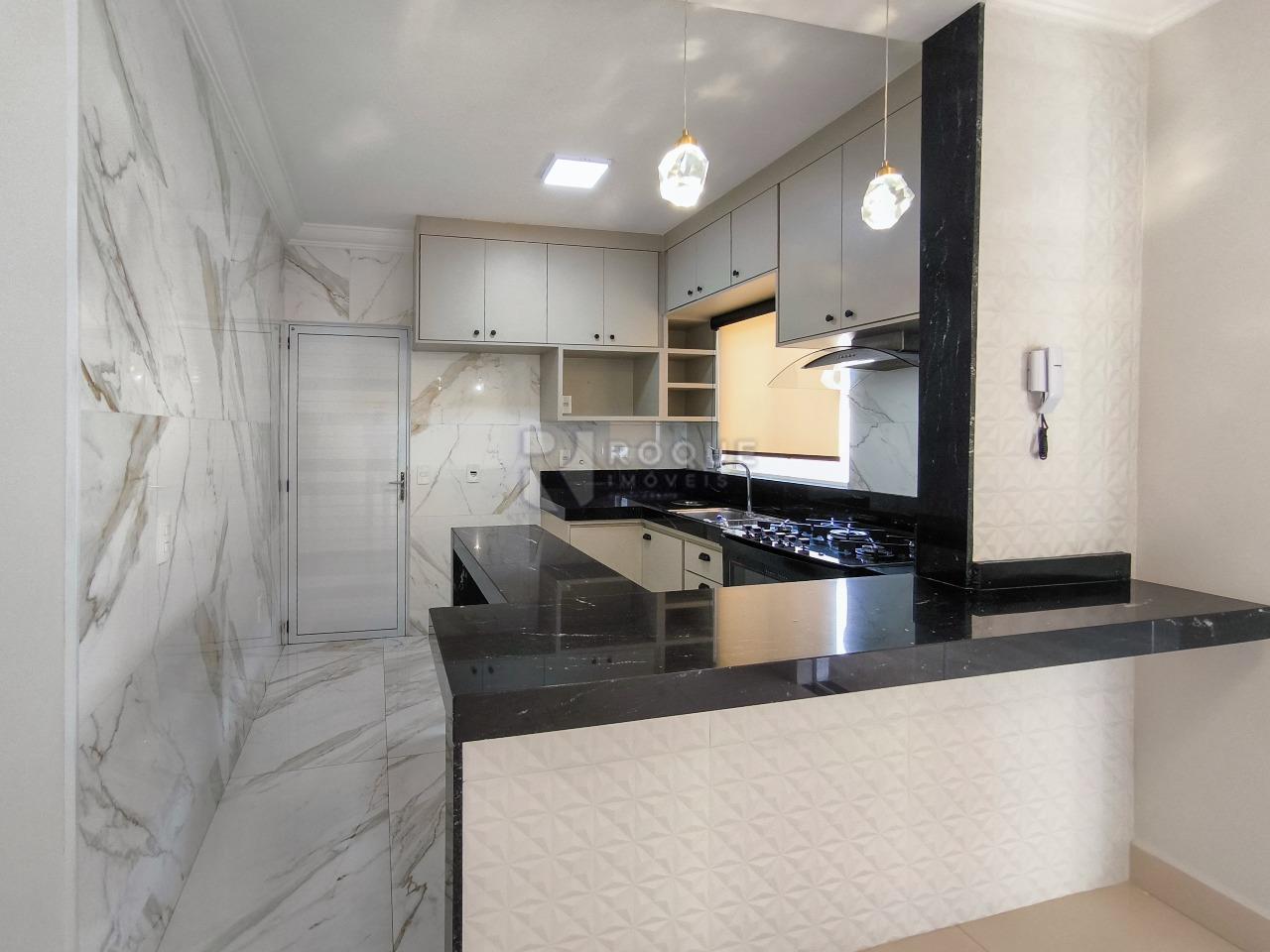 Casa Residencial à venda no bairro Jardim Residencial e Comercial Alto dos Laranjais: COZINHA