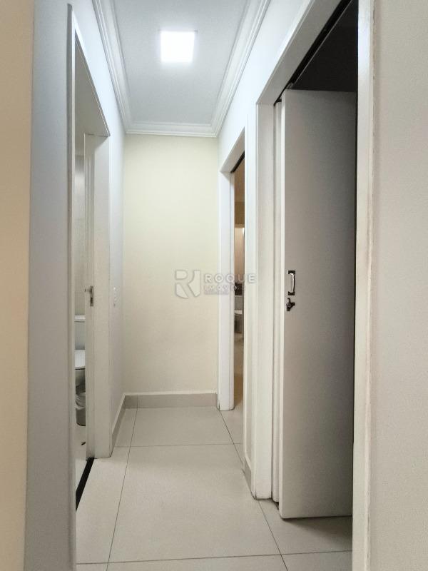 Casa Residencial à venda no bairro Jardim Residencial e Comercial Alto dos Laranjais: CORREDOR INTERNO