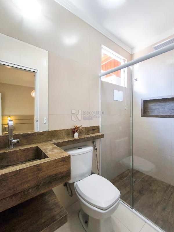 Casa Residencial à venda no bairro Jardim Residencial e Comercial Alto dos Laranjais: WC SUÍTE