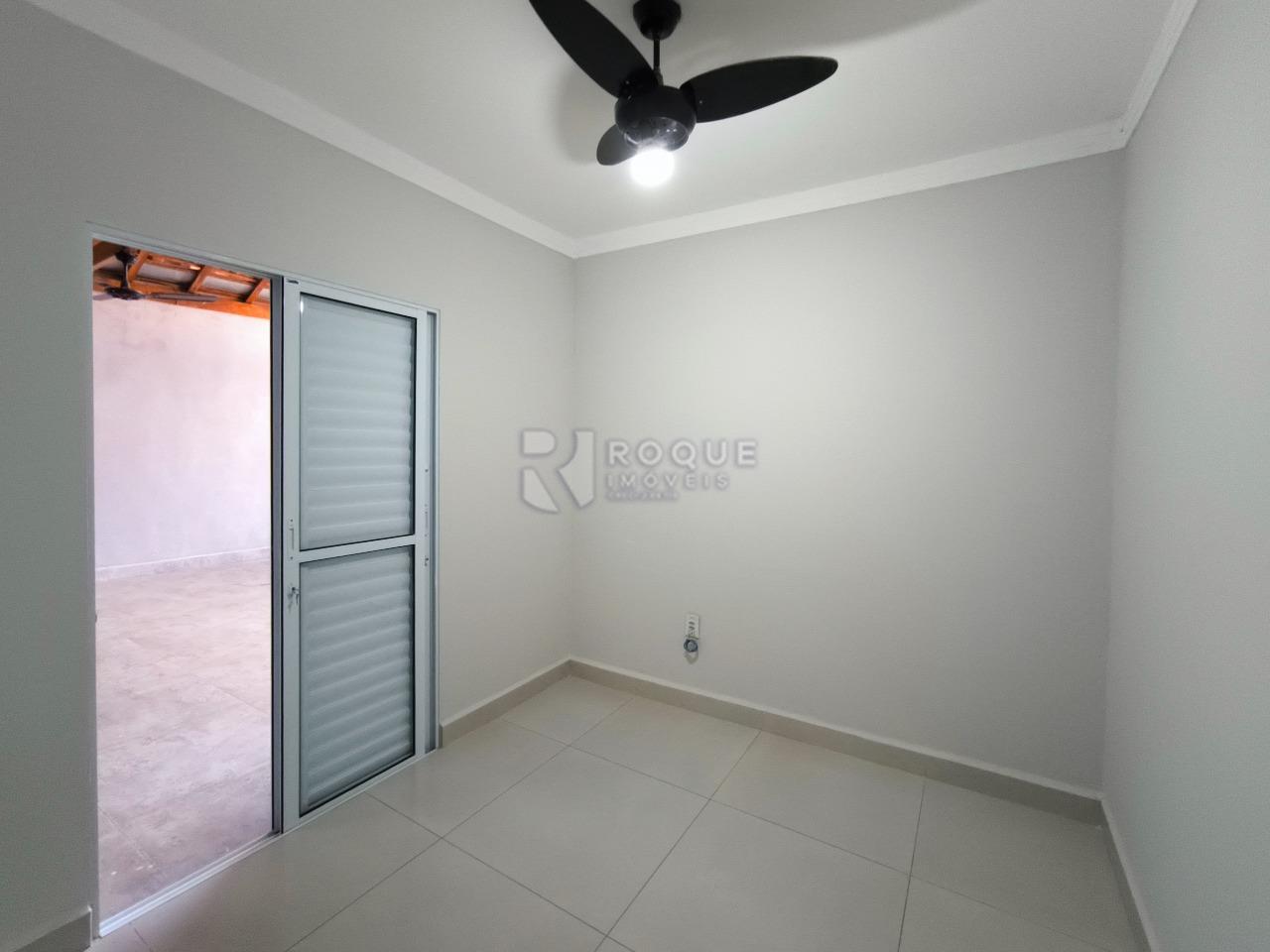 Casa Residencial à venda no bairro Jardim Residencial e Comercial Alto dos Laranjais: DORMITÓRIO