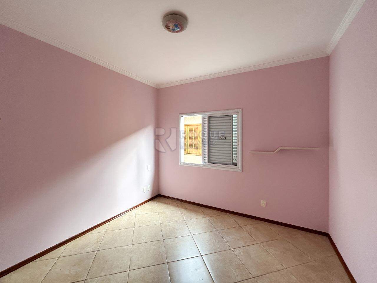 Casa Residencial para aluguel no bairro Vila Solar: Dormitório 2