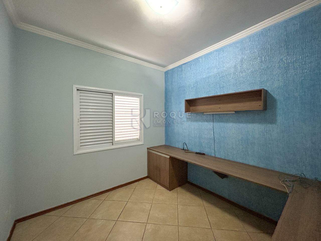 Casa Residencial para aluguel no bairro Vila Solar: Dormitório 1