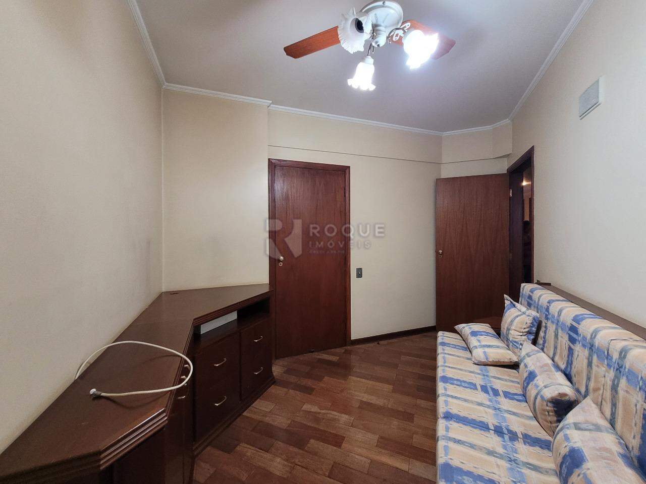 Apartamento à venda no bairro Centro: Sala de estar