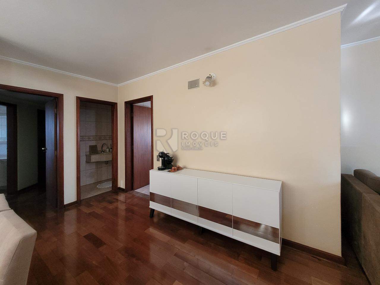 Apartamento à venda no bairro Centro: Sala