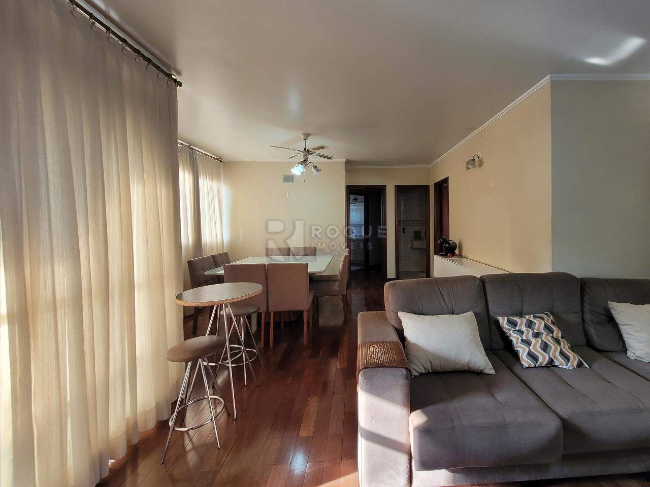 Apartamento à venda no bairro Centro: Sala