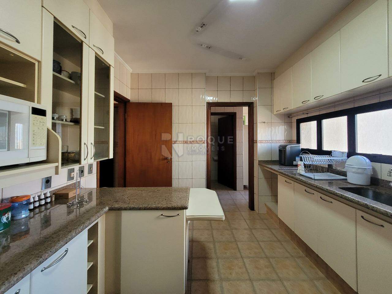 Apartamento à venda no bairro Centro: Cozinha