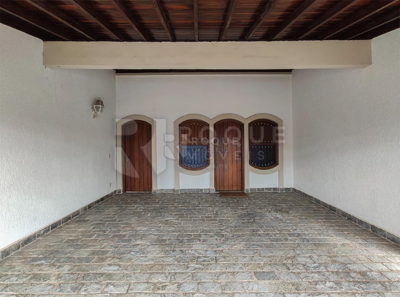 Casa Residencial à venda no bairro Vila Cristovam: 