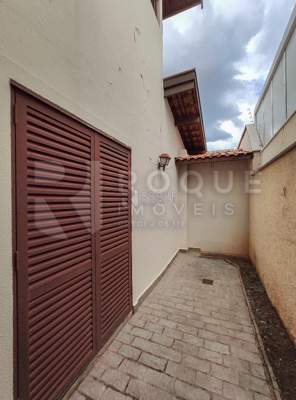 Casa Residencial à venda no bairro Vila Cristovam: 