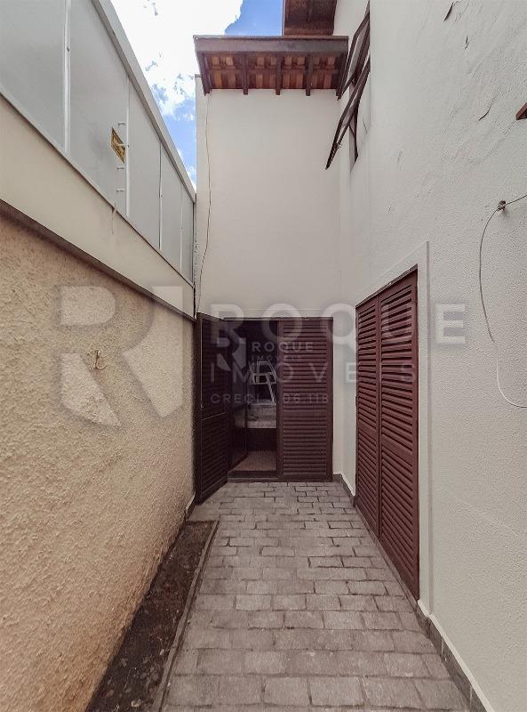 Casa Residencial à venda no bairro Vila Cristovam: 